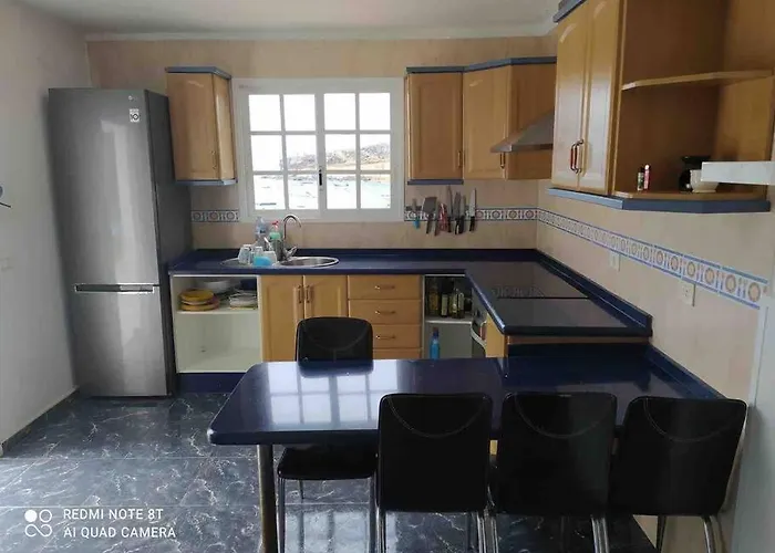 Claudia Puertito De Adeje - 2 Bedrooms, 70Mq, On The Beach